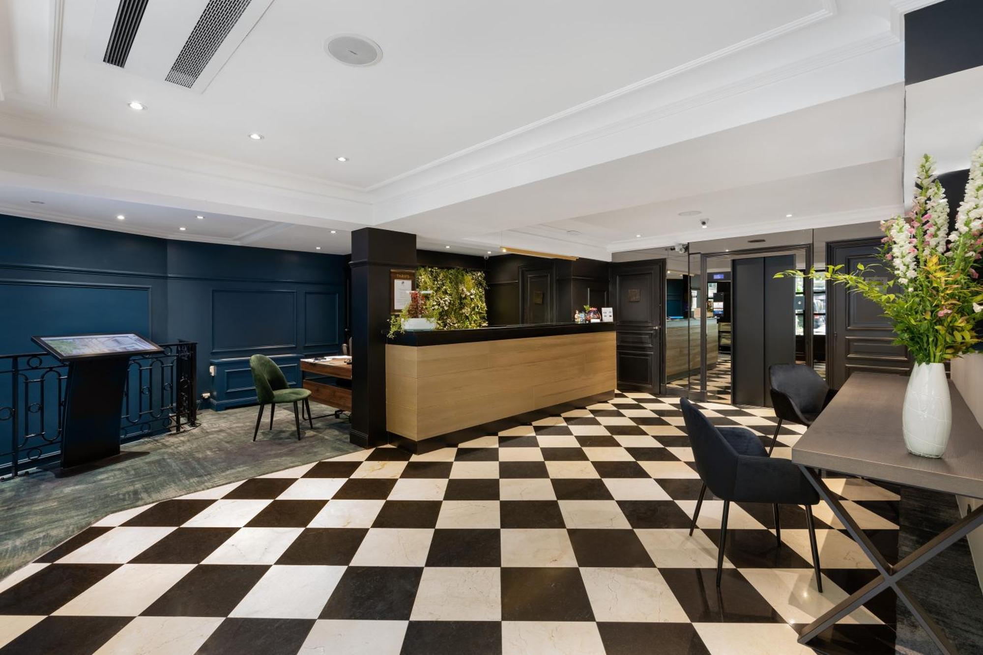 Le Royal Rive Gauche 3*