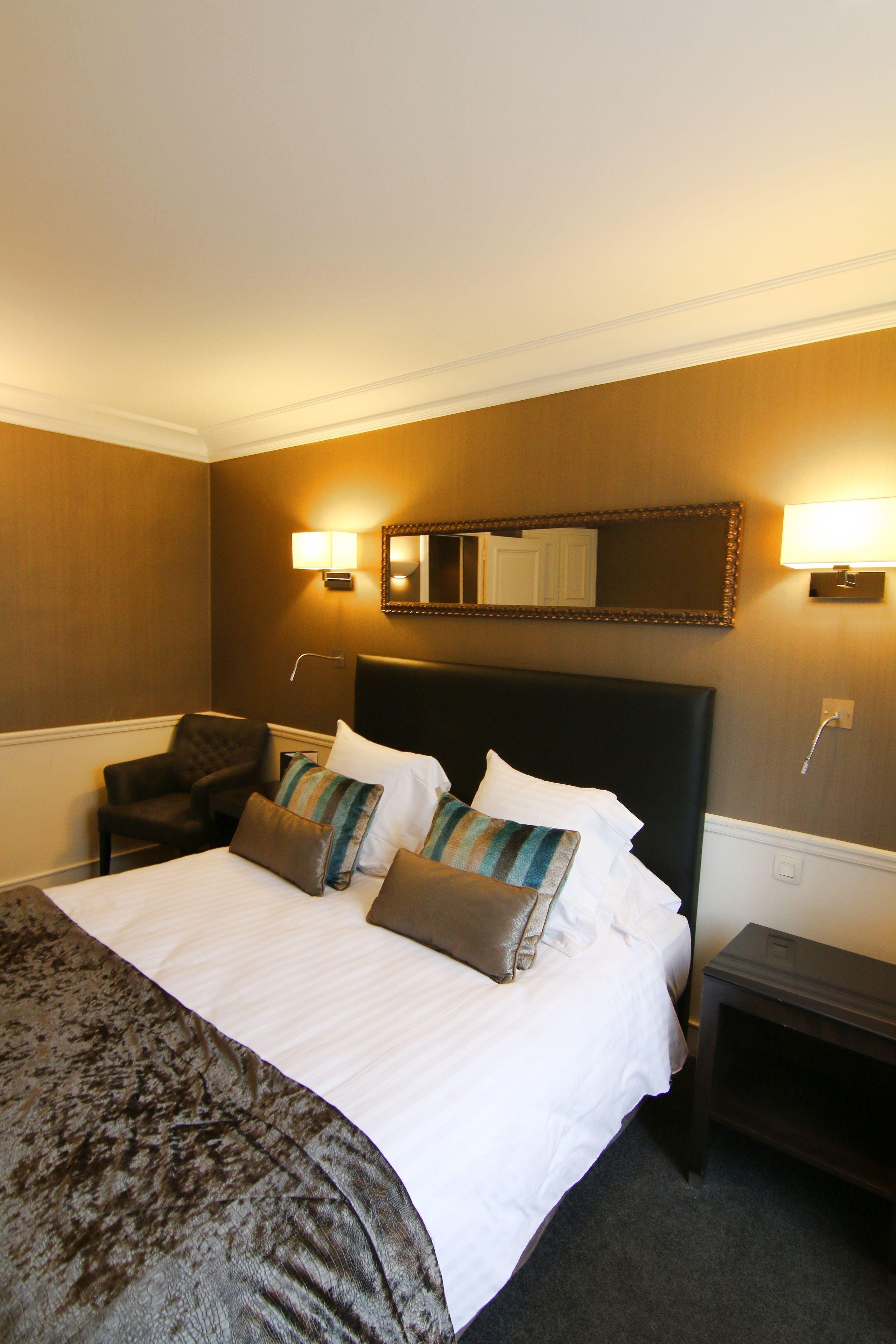 Le Royal Rive Gauche 3*