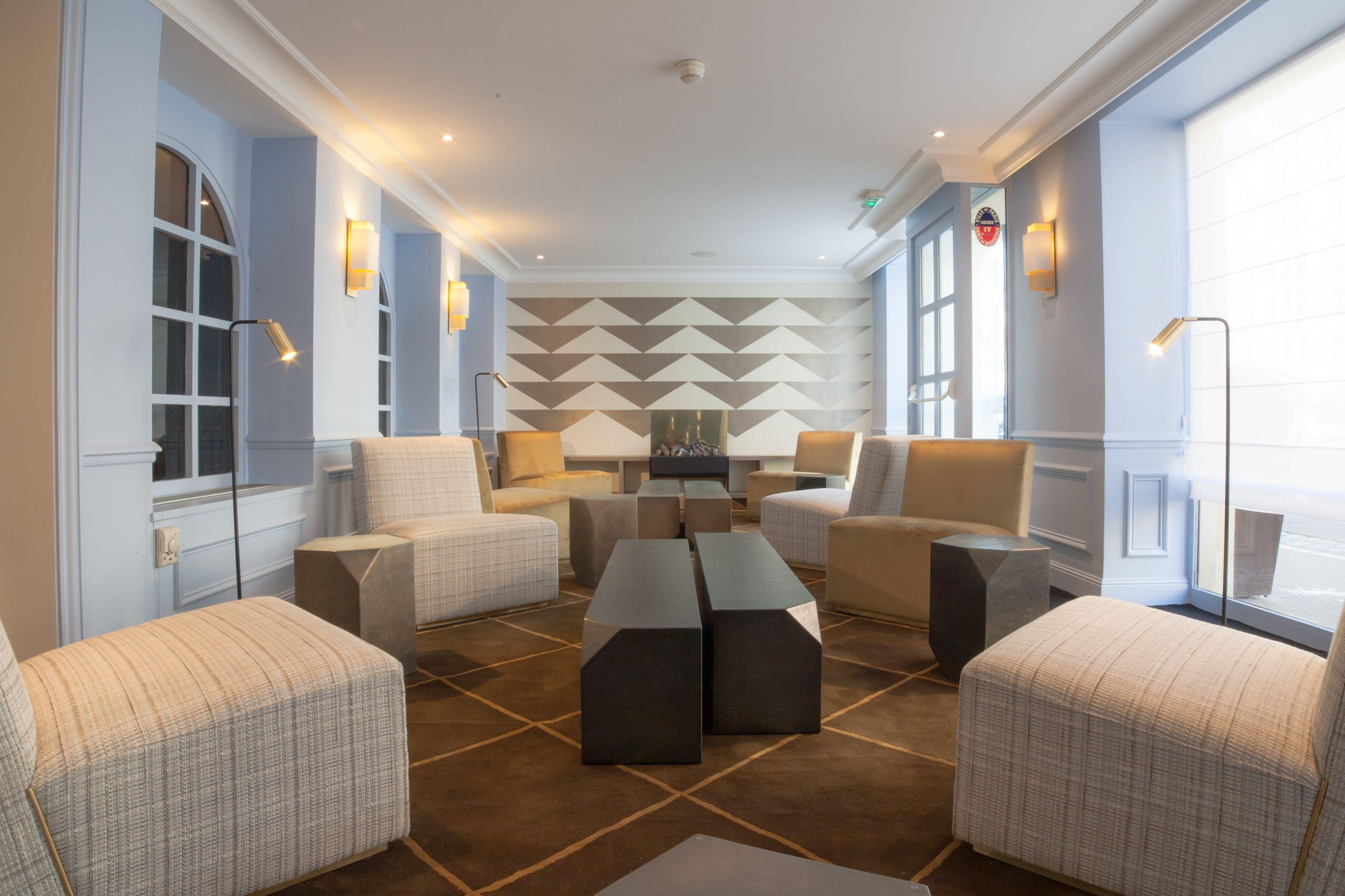 Hotel Le Royal Rive Gauche 3*