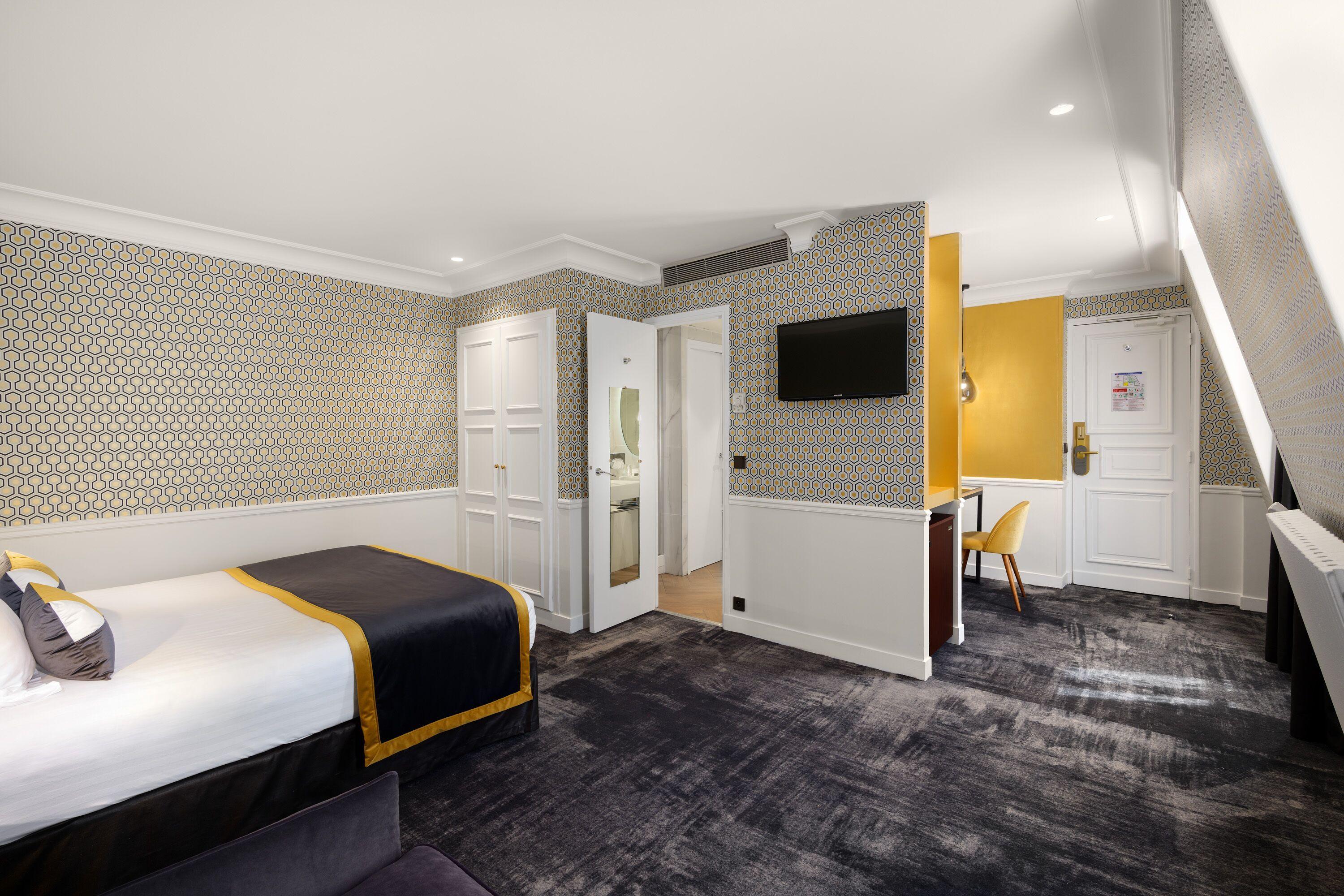 Le Royal Rive Gauche Hotel 3*